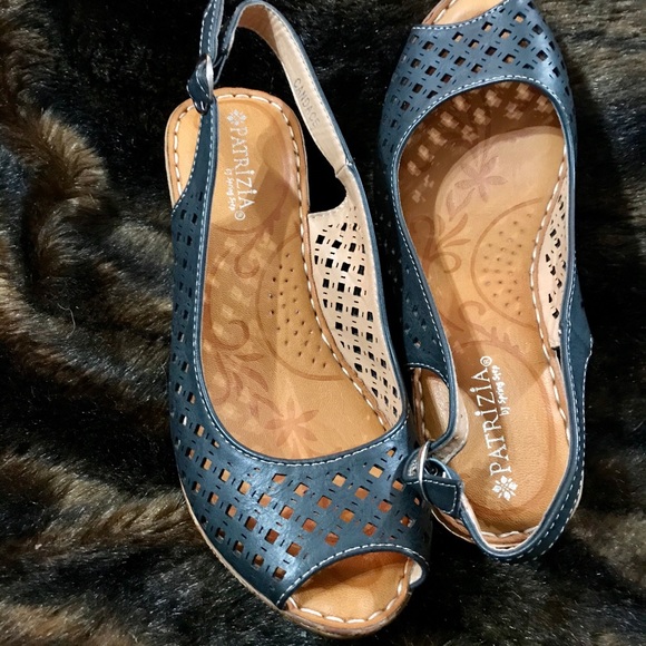 Shoes - Picture 3 of 3